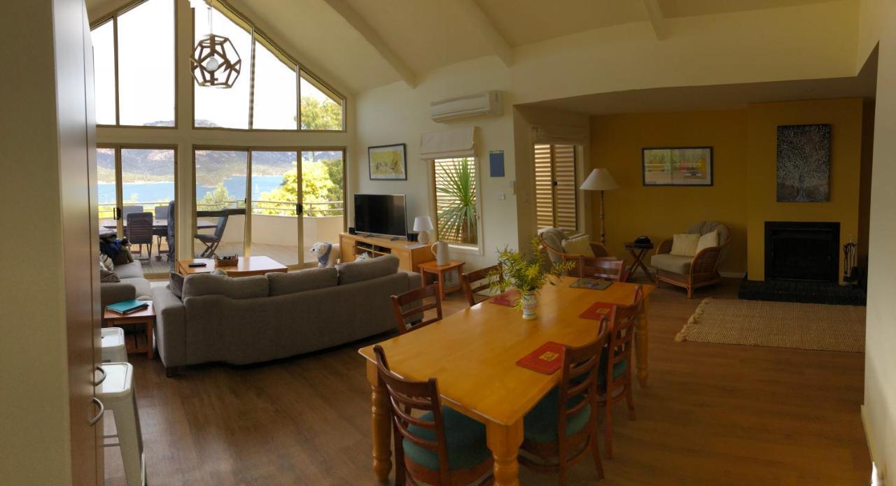 Freycinet Beach House コールズ・ベイ エクステリア 写真